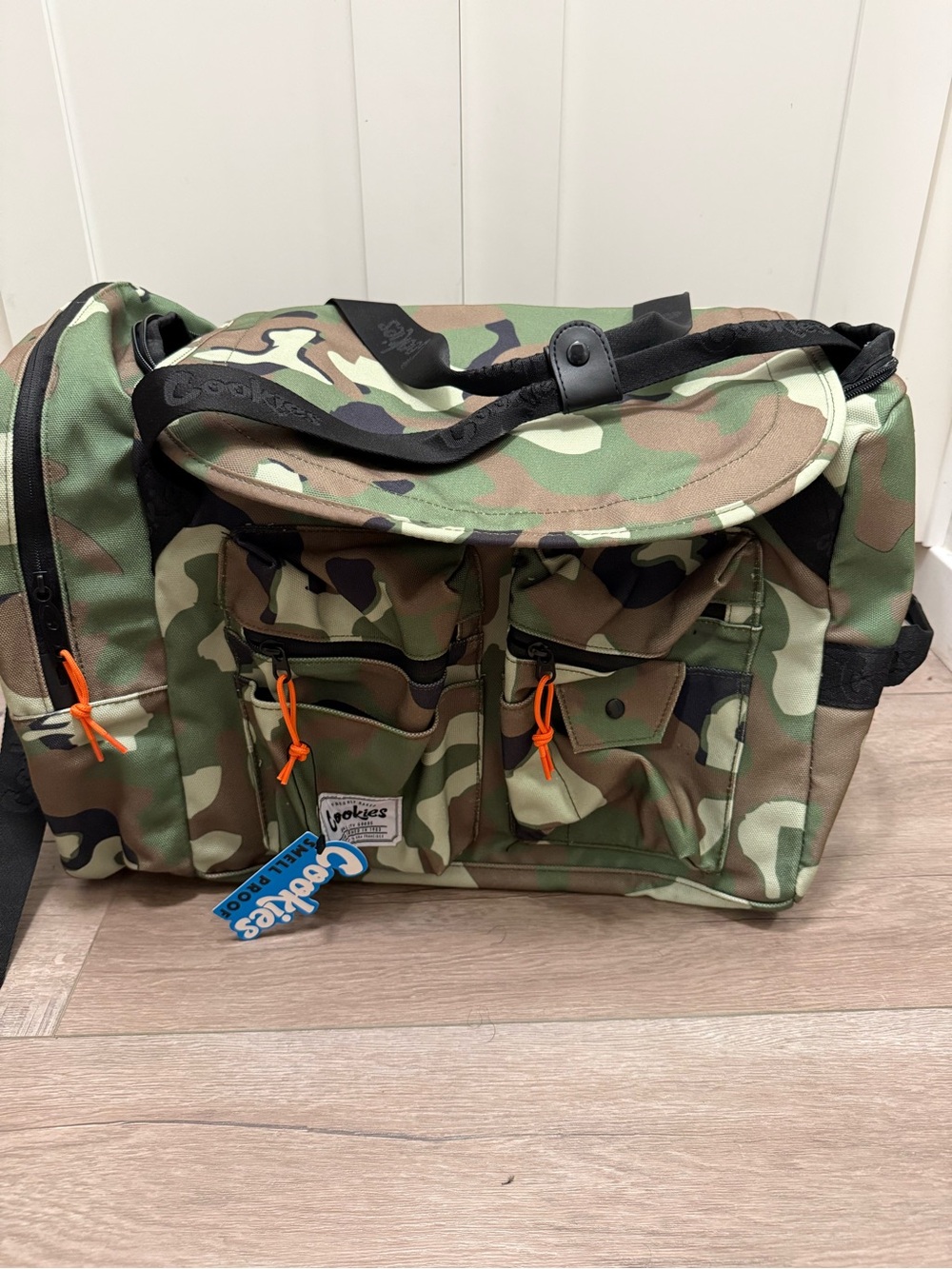 Cookies Camo Duffel Bag for Men - Green Camo